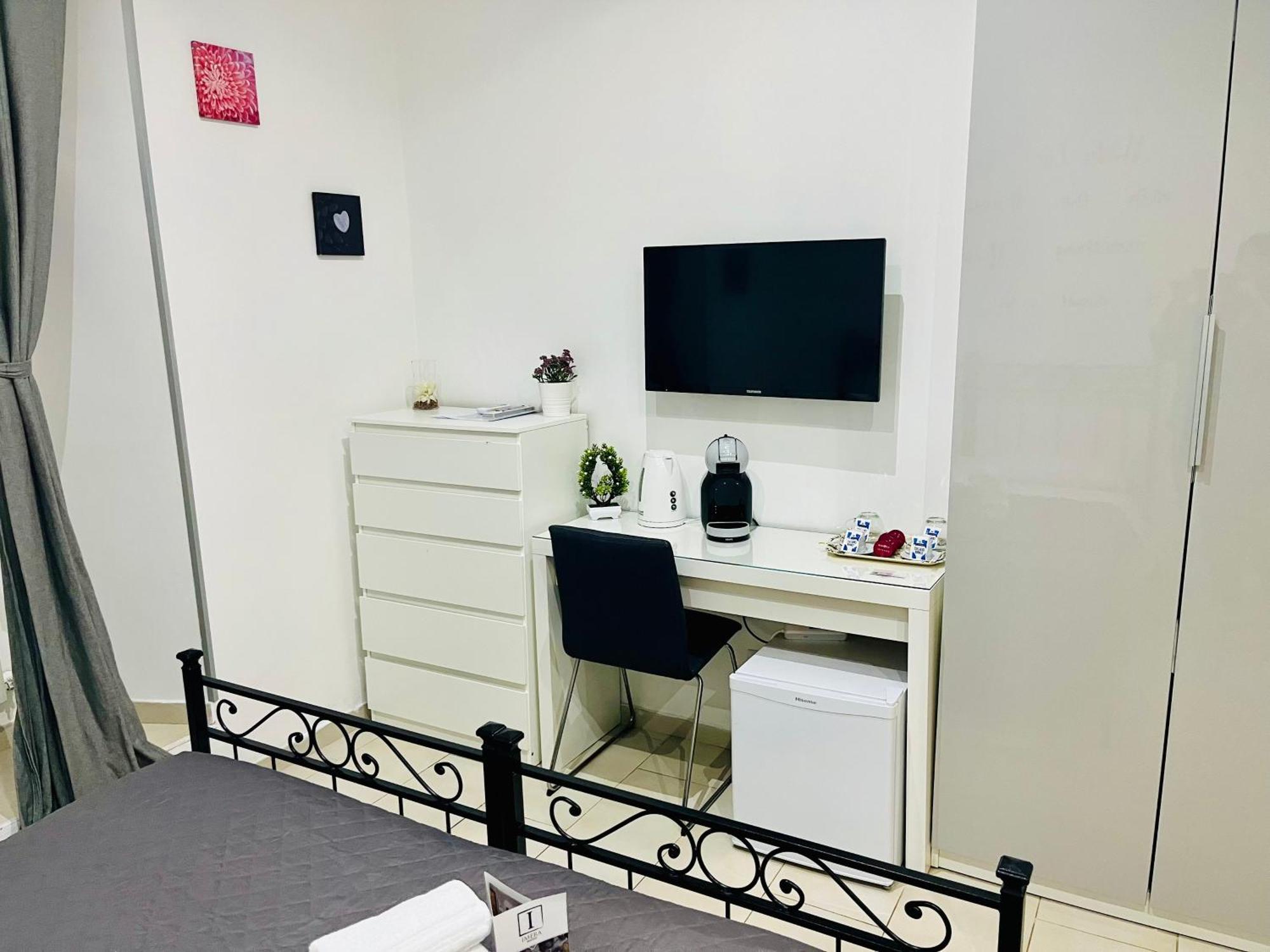 Imerarooms Pensión 3*